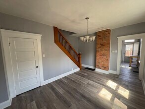 936 Ebner St in Columbus, OH - Building Photo - Building Photo