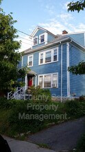 14 Hosmer St in Watertown, MA - Building Photo - Building Photo
