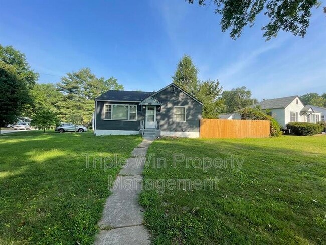 1901 Eagle Dr in St. Louis, MO - Building Photo - Building Photo
