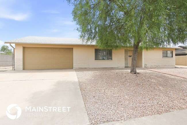 property at 6425 W Oregon Ave