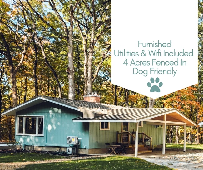 property at 1008 W Singing Woods Rd