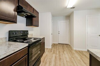 13806 Spring Meadows Ct in Willis, TX - Building Photo - Building Photo