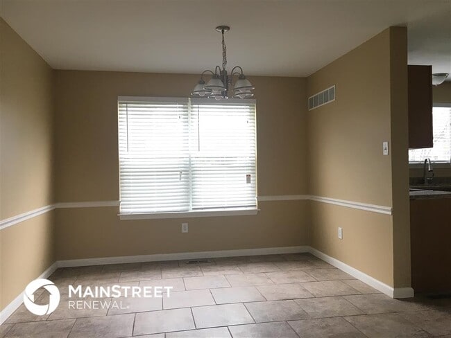 14319 Riverfront Dr in Florissant, MO - Building Photo - Building Photo