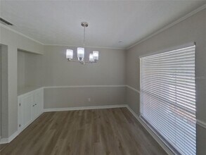 114 Jeffrey Dr in Brandon, FL - Foto de edificio - Building Photo