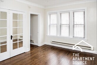 3819 N Greenview Ave, Unit 1S in Chicago, IL - Building Photo - Building Photo