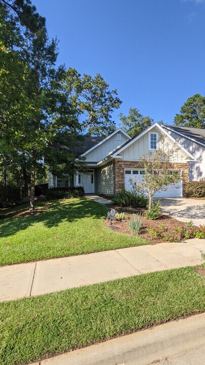 1633 Shadowmoss Ave in Tallahassee, FL - Building Photo