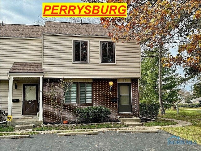 2 Meadowbrook Dr