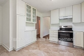 1209 Roosevelt Dr in Chapel Hill, NC - Building Photo - Building Photo