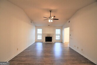 815 Bedford Park in Peachtree City, GA - Building Photo - Building Photo