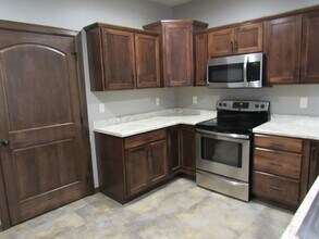 S. S Keller Cir in Sioux Falls, SD - Building Photo - Building Photo
