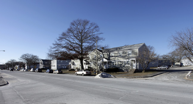 Blue Meadows in New Bedford, MA - Foto de edificio - Building Photo