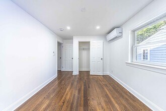 41 Villa St in Waltham, MA - Building Photo - Building Photo