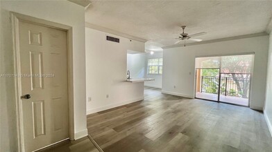 11700 SW 2nd St, Unit 13303 in Pembroke Pines, FL - Building Photo - Building Photo