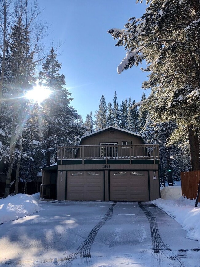 property at 1865 Grizzly Mountain Dr