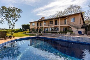 000 Via Alegre, Unit 23-176 in Santa Barbara, CA - Building Photo