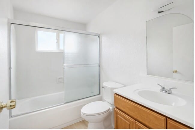 411 E Santa Fe Ave, Unit 411 in Pittsburg, CA - Building Photo - Building Photo