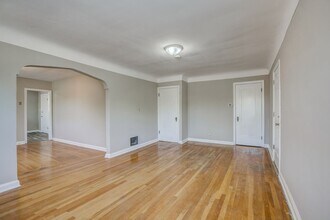 1286 Quebec Rd in Cincinnati, OH - Building Photo - Building Photo