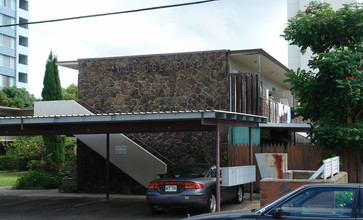 825 B Coolidge St in Honolulu, HI - Building Photo - Building Photo