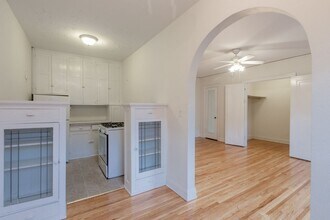 3220 Girard Ave S in Minneapolis, MN - Building Photo - Building Photo