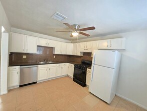 2033 E Lemon St in Tempe, AZ - Building Photo - Building Photo