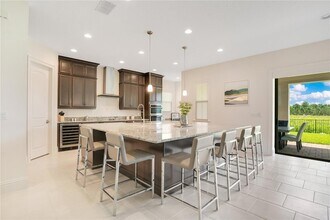 13809 Abberwick Dr in Orlando, FL - Building Photo - Building Photo