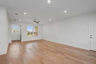 150 Roaming Rock Trl in San Marcos, TX - Building Photo - Building Photo