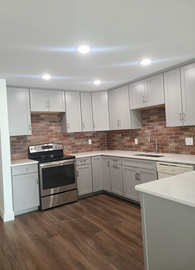 760 S Brevard Ave in Cocoa Beach, FL - Building Photo - Building Photo