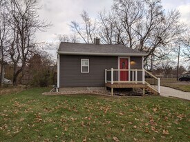 3312 Middlebranch Ave NE in Canton, OH - Building Photo