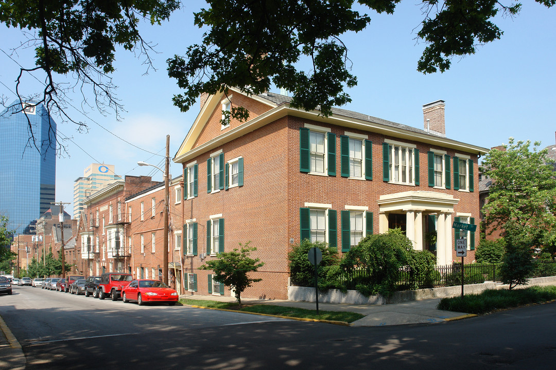 226 W 2nd St in Lexington, KY - Foto de edificio