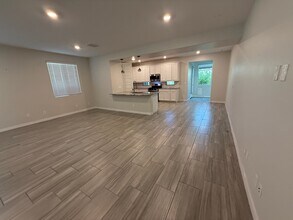 327 W Tamarack Dr in Queen Creek, AZ - Building Photo - Building Photo