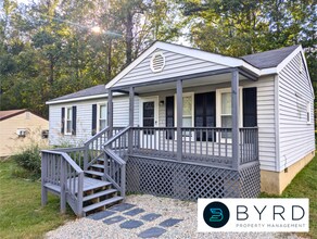 5006 Glen Tara Dr in Midlothian, VA - Building Photo - Building Photo