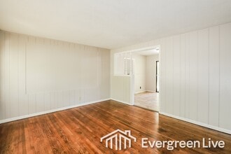 9512 Bennington Ave in Kansas City, MO - Building Photo - Building Photo