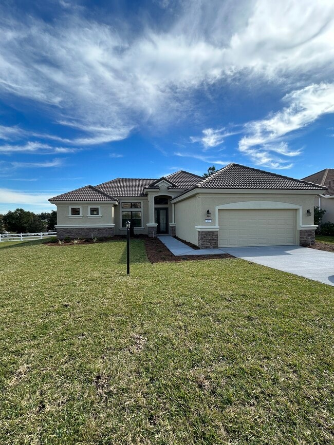 property at 36 W Mickey Mantle Path