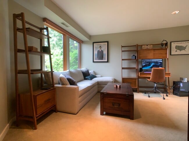 4800 134th Pl SE in Bellevue, WA - Building Photo - Building Photo