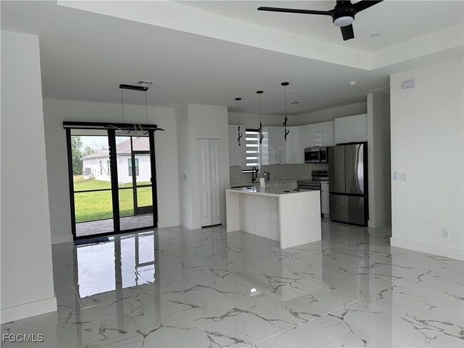 1825 NE 20th Terrace