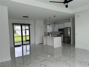 1825 NE 20th Terrace in Cape Coral, FL - Building Photo - Building Photo