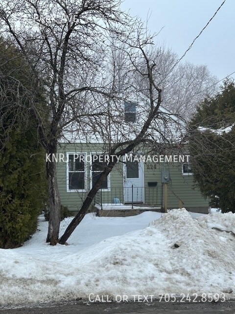 224 Park Ave in North Bay, ON - Building Photo