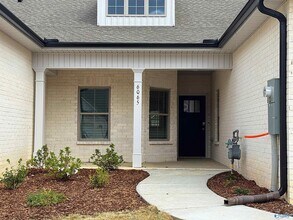 6065 Gardner Maples Dr SE in Owens Cross Roads, AL - Building Photo - Building Photo