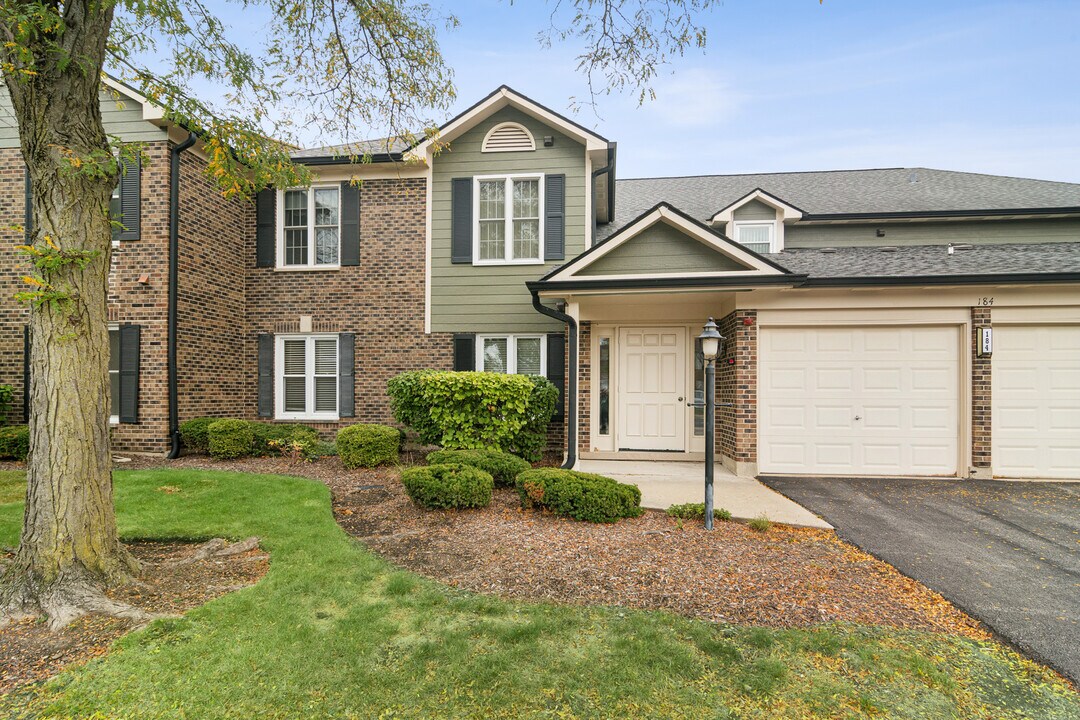 184 Grove Ave in Des Plaines, IL - Building Photo