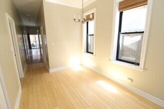 917 N Damen Ave in Chicago, IL - Building Photo - Building Photo