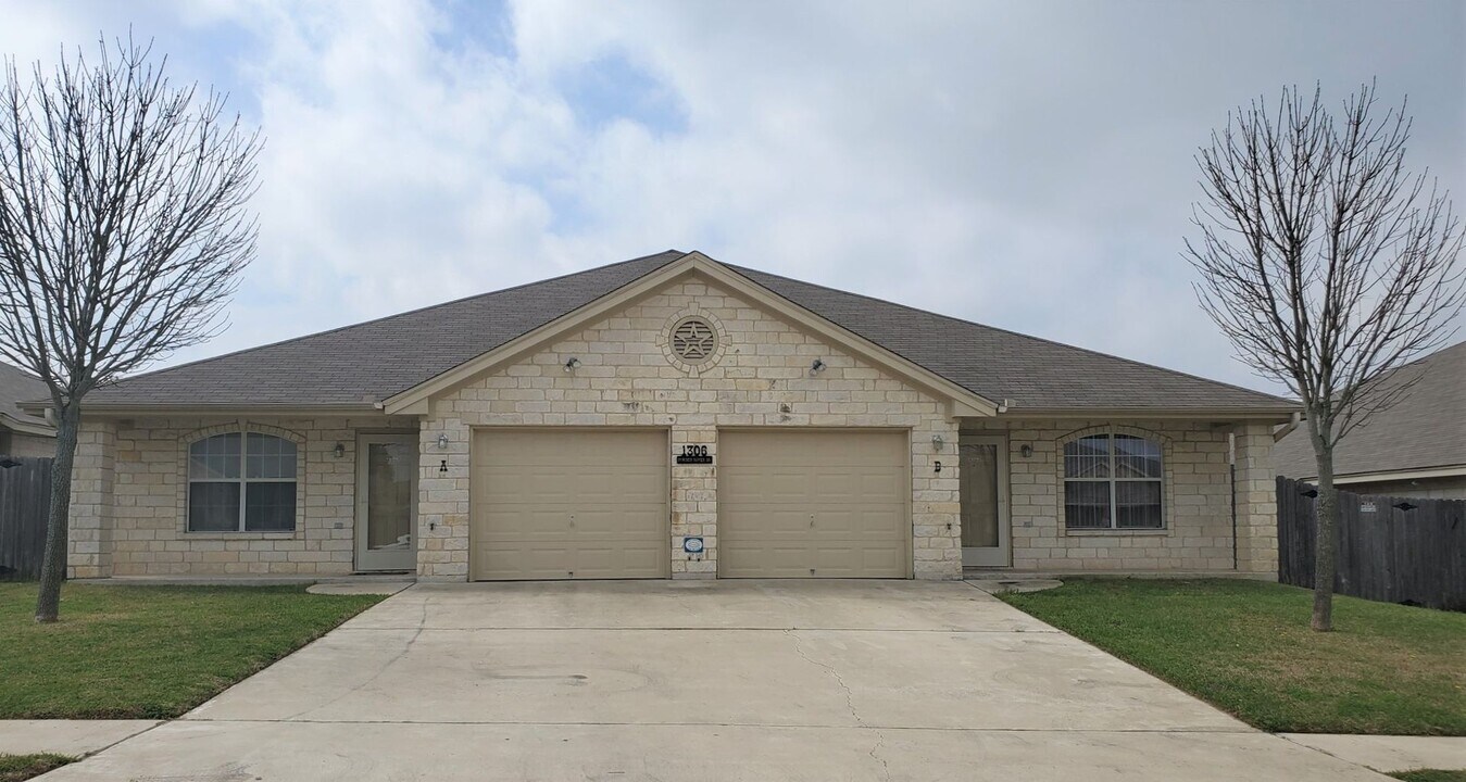 1306 Powder River Dr, Unit Unit A in Killeen, TX - Building Photo