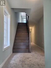 1 Royal Collection Wy in Whitby, ON - Building Photo - Building Photo