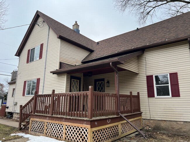 618 E Pacific St, Unit 618 in Appleton, WI - Building Photo - Building Photo