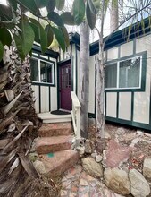 2484 Lillie Ave in Summerland, CA - Foto de edificio - Building Photo