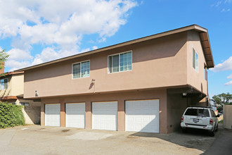 842 N Glassell St in Orange, CA - Building Photo - Building Photo