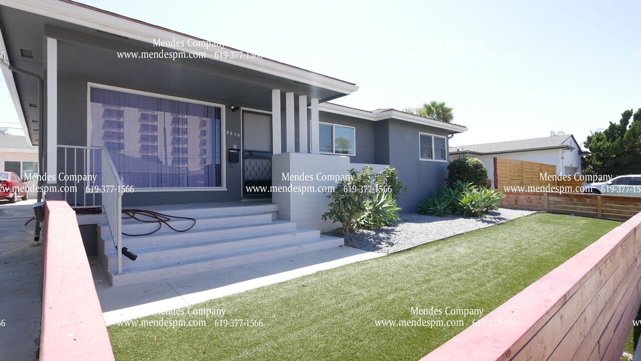 5545 Mary Lane Dr in San Diego, CA - Building Photo