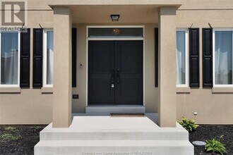 23 Belleview Dr in Kingsville, ON - Building Photo - Building Photo