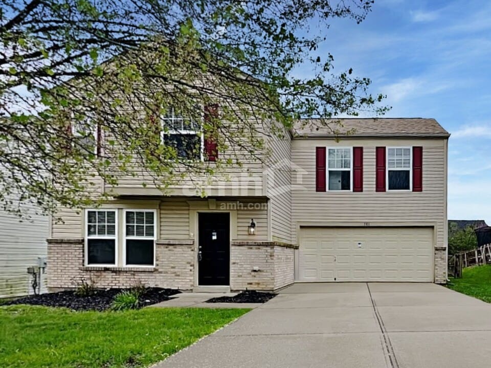 781 Ackerly Dr in Independence, KY - Foto de edificio