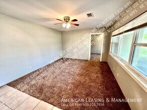 1945 N 23rd St in Beaumont, TX - Building Photo - Building Photo