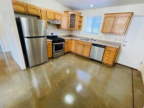 1188 N Riverview Blvd in Tucson, AZ - Building Photo - Building Photo